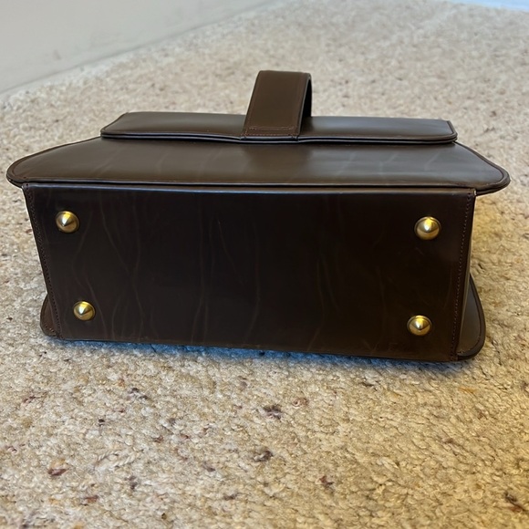 Vintage Saks Fifth Avenue | Chocolate Brown Leather Handbag with Gold Hardware - Picture 8 of 12
